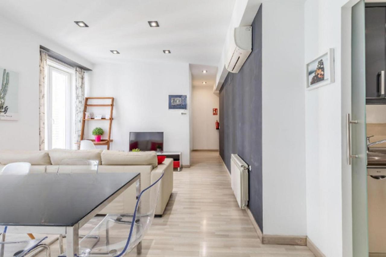 Spacious Flat Puerta Del Sol Madri Exterior foto